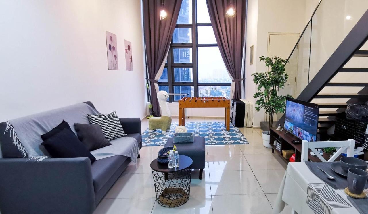 Ekocheras Loft 5 Pax, #Soccertable #Abovemall #Cozy #Freecarpark Kuala Lumpur Exterior photo